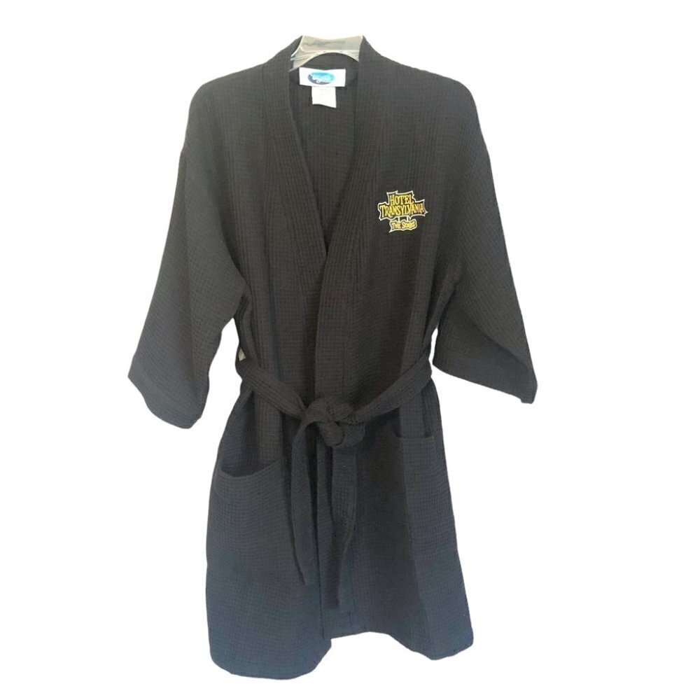 NWOT  Terrytown HOTEL TRANSYLVANIA Black Robe One Size